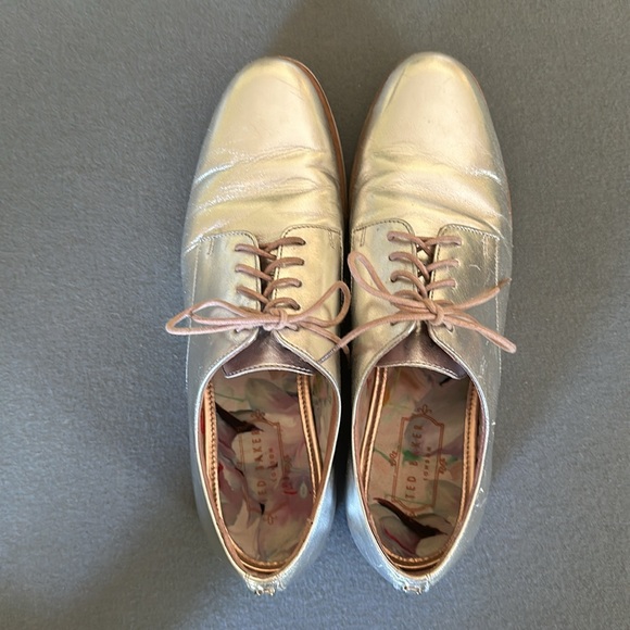 Ted Baker Silver Oxford Shoes - Picture 4 of 6